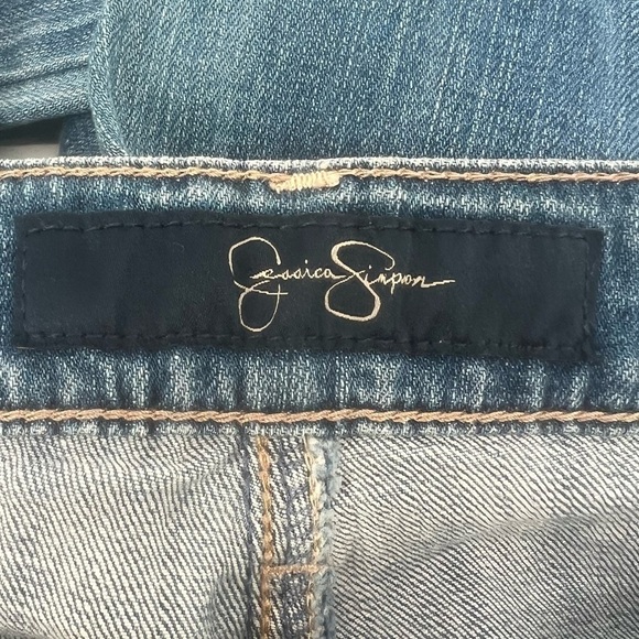 Jessica Simpson Distressed Sunset Bootleg Denim Jeans Size 32 Women's - Picture 2 of 6